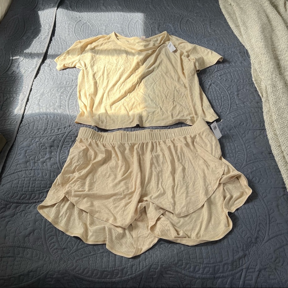 Old Navy Sleepwear Set